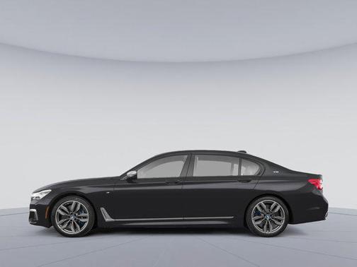 2022 BMW M760 xDrive