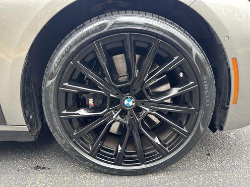 2022 BMW M760 xDrive