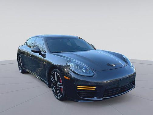 2015 Porsche Panamera GTS