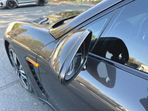 2015 Porsche Panamera GTS