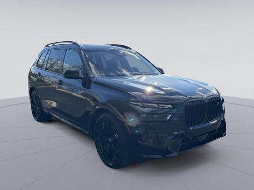 2026 BMW X7 M60i