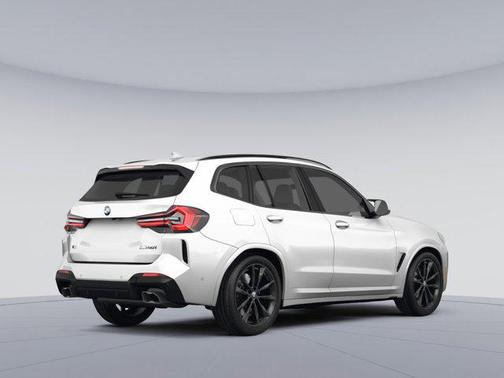 2023 BMW X3 M40i