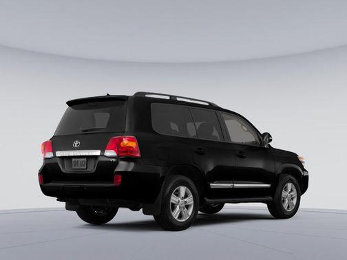 2015 Toyota Land Cruiser Base