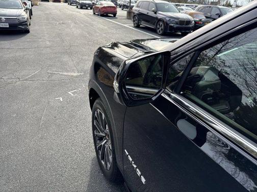 2025 Chevrolet Tahoe 4WD High Country