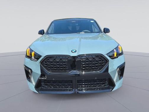Cape York Green Metallic 2026 BMW X2 xDrive28i