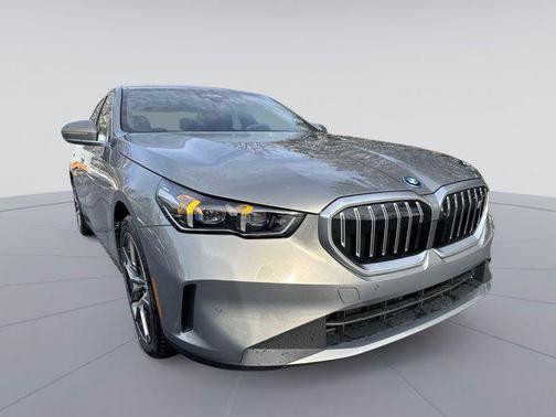 2026 BMW i5 xDrive40