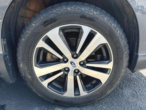 Magnetite Gray Metallic 2019 Subaru Outback 2.5i Limited