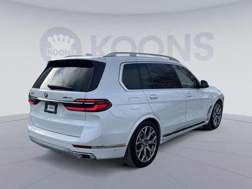 2024 BMW X7 xDrive40i
