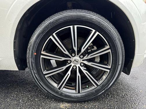 2021 Volvo XC60 T5 Inscription