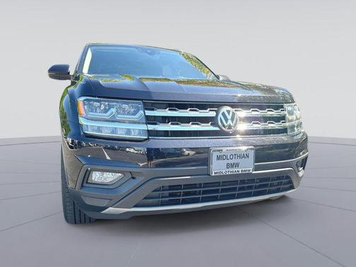 Deep Black Pearl 2018 Volkswagen Atlas 3.6L SE