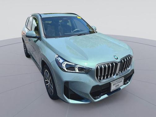 Cape York Green Metallic 2023 BMW X1 xDrive28i