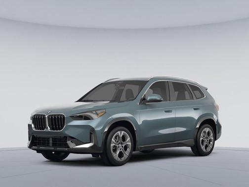 Cape York Green Metallic 2023 BMW X1 xDrive28i
