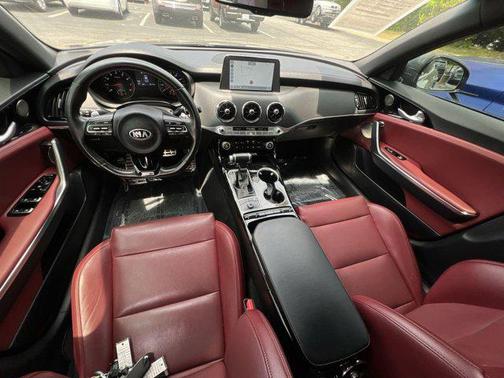 2021 Kia Stinger GT-Line