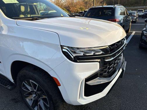 2022 Chevrolet Suburban 4WD Z71