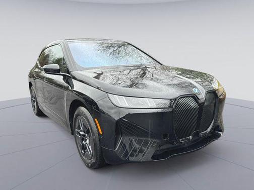 Black Sapphire Metallic 2026 BMW iX xDrive60