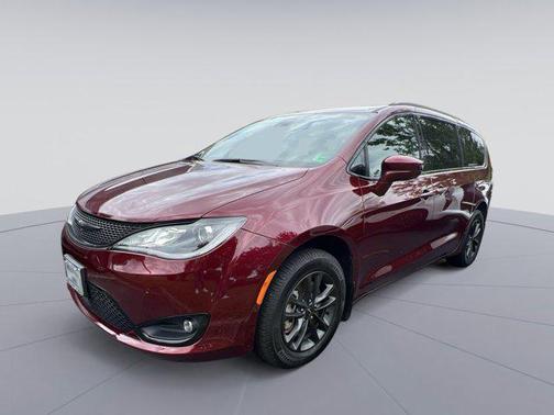 2020 Chrysler Pacifica L