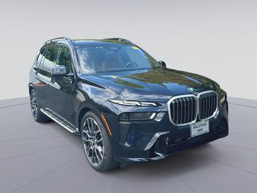Carbon Black Metallic 2023 BMW X7 xDrive40i