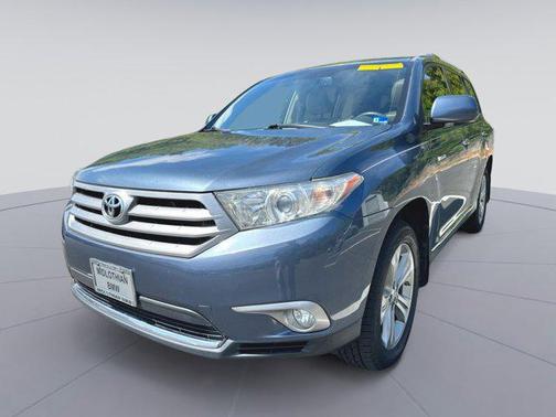 Shoreline Mist 2013 Toyota Highlander Limited