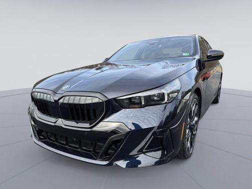 2026 BMW 550e xDrive