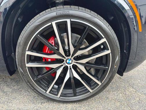 Carbon Black Metallic 2026 BMW X5 xDrive40i