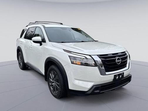 2022 Nissan Pathfinder SV 4WD