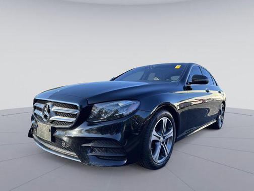 2017 Mercedes-Benz E-Class 4MATIC