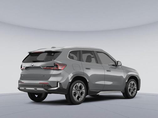 Space Silver Metallic 2026 BMW X1 xDrive28i