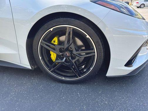 Ceramic Matrix Gray Metallic 2022 Chevrolet Corvette Stingray w/3LT