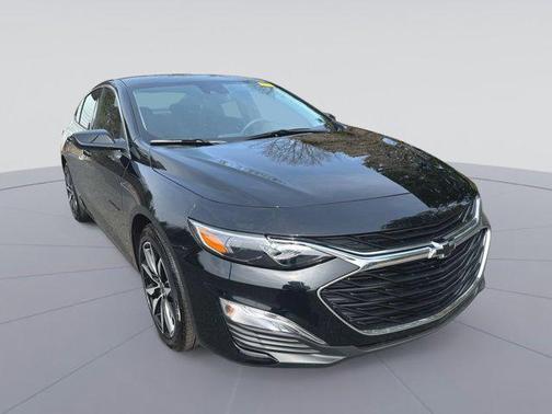 2025 Chevrolet Malibu FWD RS