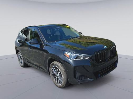 Black Sapphire Metallic 2023 BMW X1 xDrive28i
