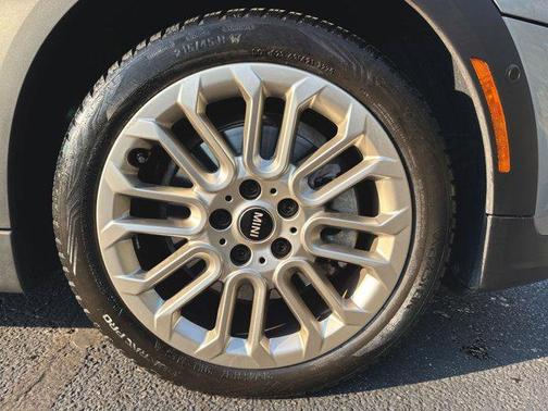 2025 MINI Hardtop Cooper