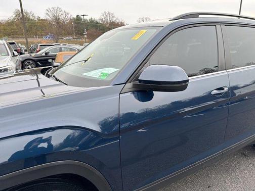 2022 Volkswagen Atlas 3.6L SE w/Technology