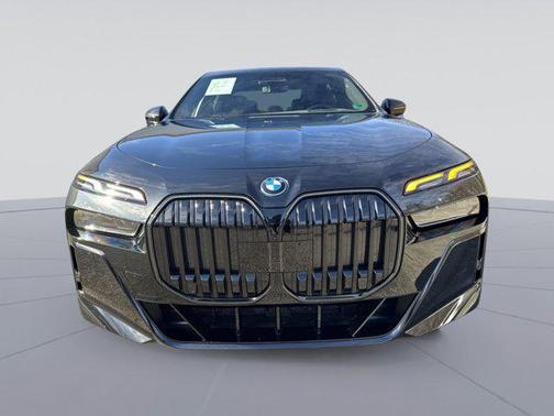 2025 BMW i7 xDrive60