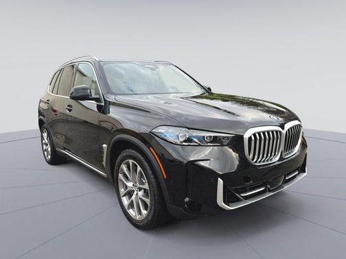 Black Sapphire Metallic 2026 BMW X5 PHEV xDrive50e