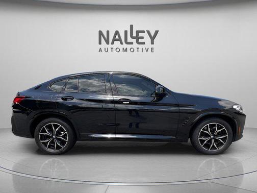 2022 BMW X4 xDrive30i