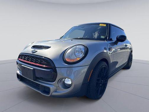 2017 MINI Hardtop Cooper S