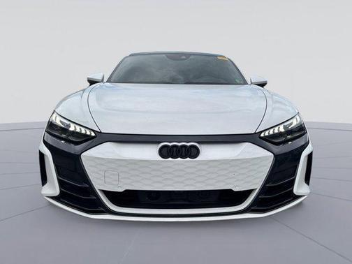 2022 Audi e-tron GT Premium Plus