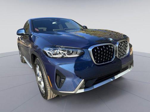 2025 BMW X4 xDrive30i