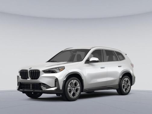 Mineral White Metallic 2023 BMW X1 xDrive28i
