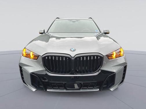 Skyscraper Grey Metallic 2026 BMW X5 xDrive40i