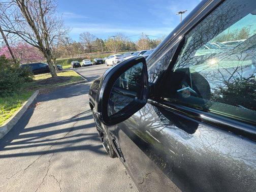 Black Sapphire Metallic 2026 BMW X5 xDrive40i