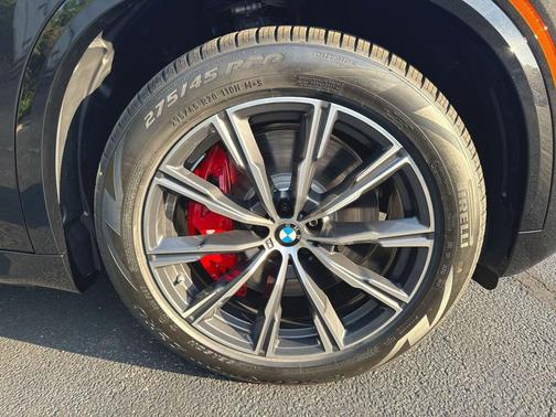 Black Sapphire Metallic 2026 BMW X5 PHEV xDrive50e