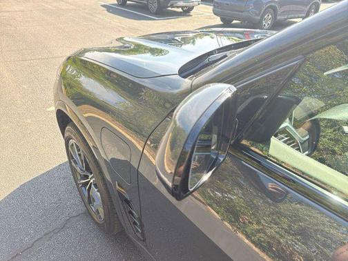 Dravit Grey Metallic 2026 BMW X5 PHEV xDrive50e