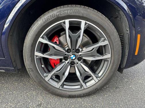 2023 BMW X3 M40i