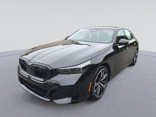 Black Sapphire Metallic 2027 BMW 530 i