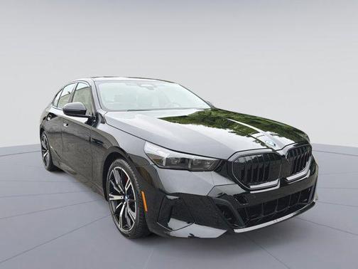 Black Sapphire Metallic 2027 BMW 530 i