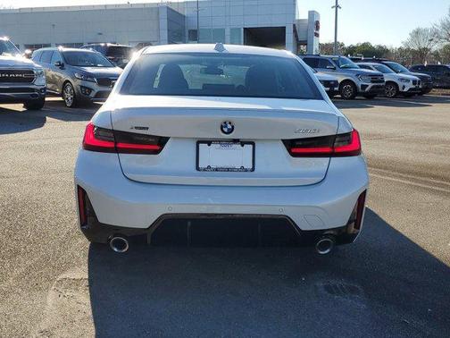 2024 BMW 330 i xDrive
