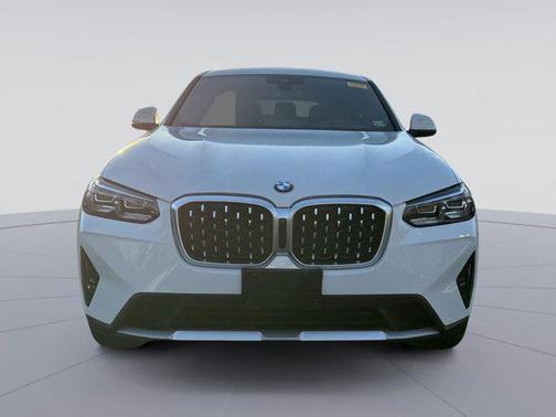 2023 BMW X4 xDrive30i