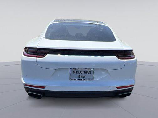 2019 Porsche Panamera 4