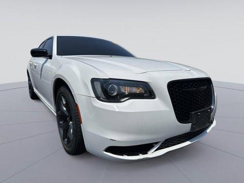 2023 Chrysler 300 Touring